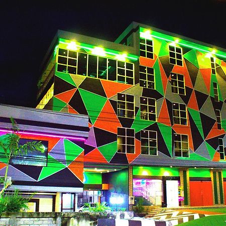 Sevensix Hotel Balikpapan Eksteriør bilde